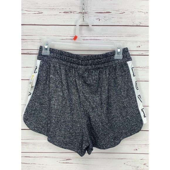 Bobbie Brooks Heather Gray Love Ladies Shorts‎ Size Small - Picture 2 of 7